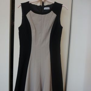 Calvin Klein Tan & Black Dress // Size 4